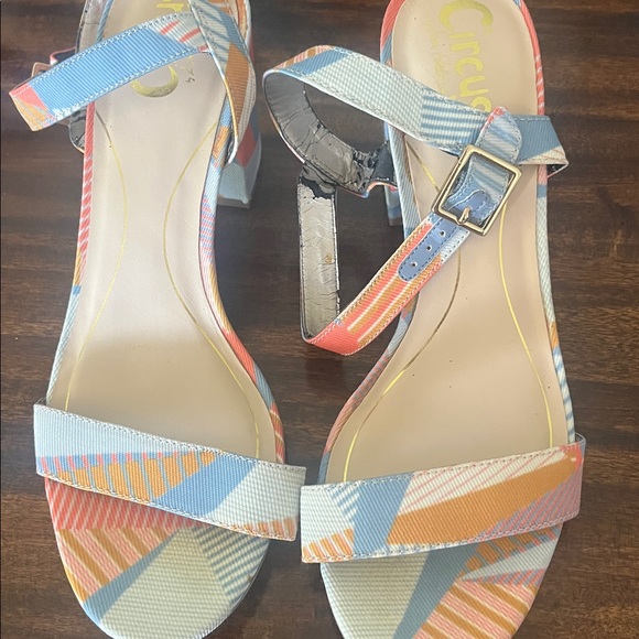 Circus by Sam Edelman Multicolor Geometric Heels - Picture 4 of 7